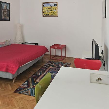 Apartments Lina - Center With Free Parking! Загреб Экстерьер фото