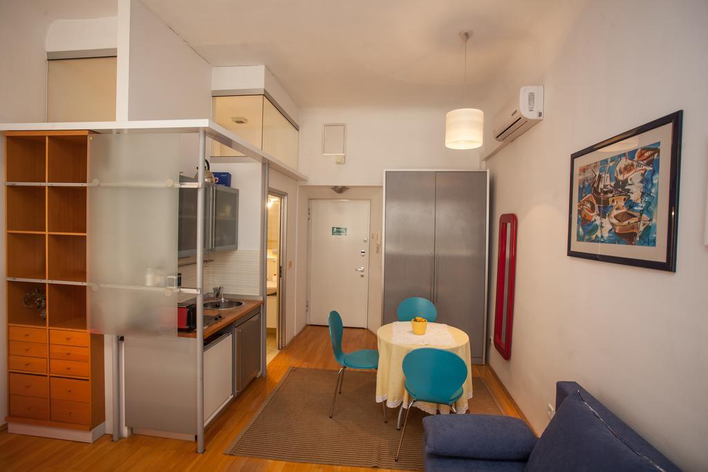 Apartments Lina - Center With Free Parking! Загреб Номер фото